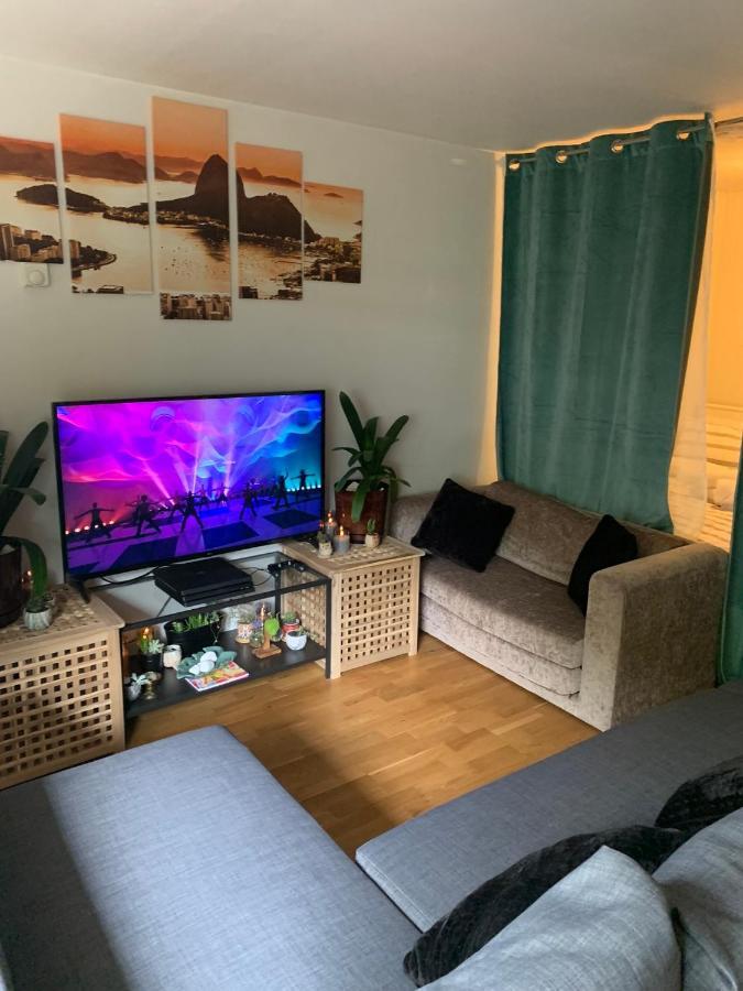 Апартаменты Garden Beautiful Cozy Flat , Recent Decorated. Лондон Экстерьер фото